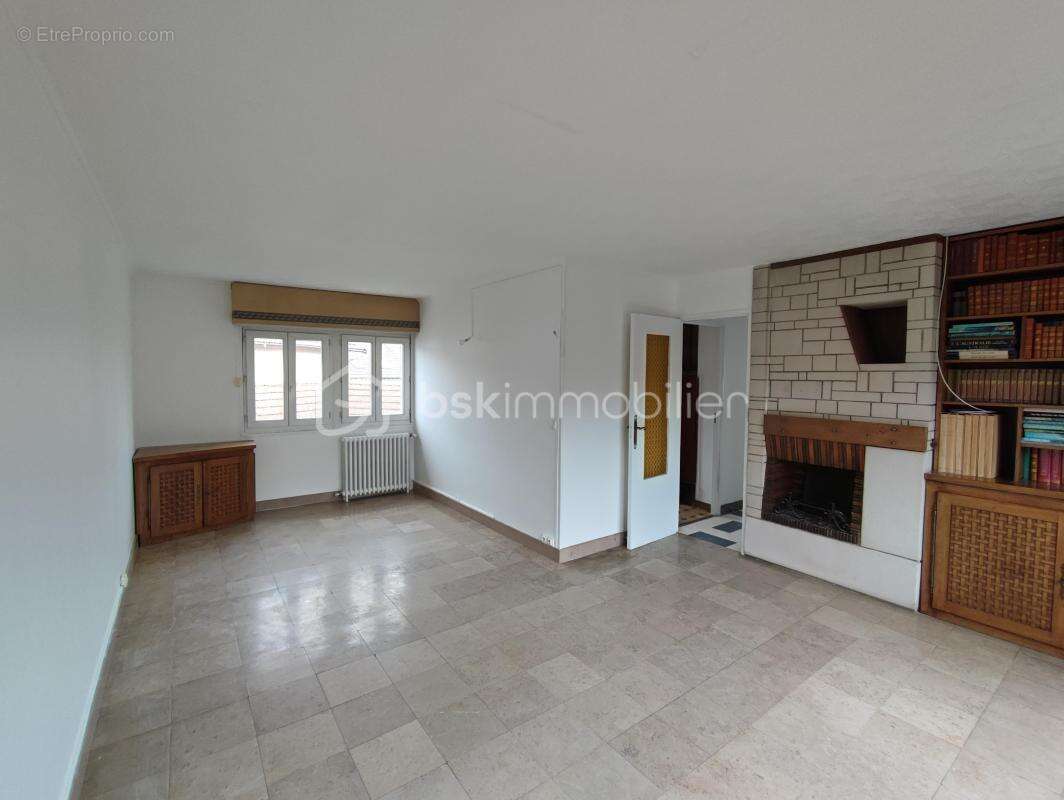 Maison à GOURNAY-SUR-MARNE