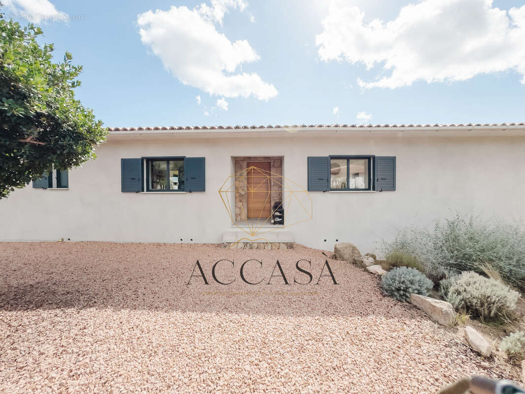 Maison à FIGARI