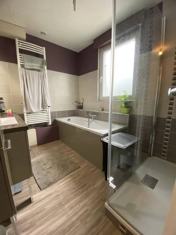 Maison à BRUAY-LA-BUISSIERE