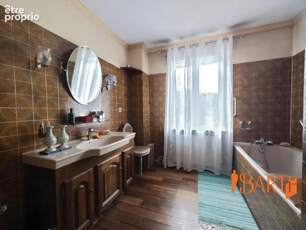 Maison 9 pièces 157 m² à vendre à Bourges (18000) - photo 9