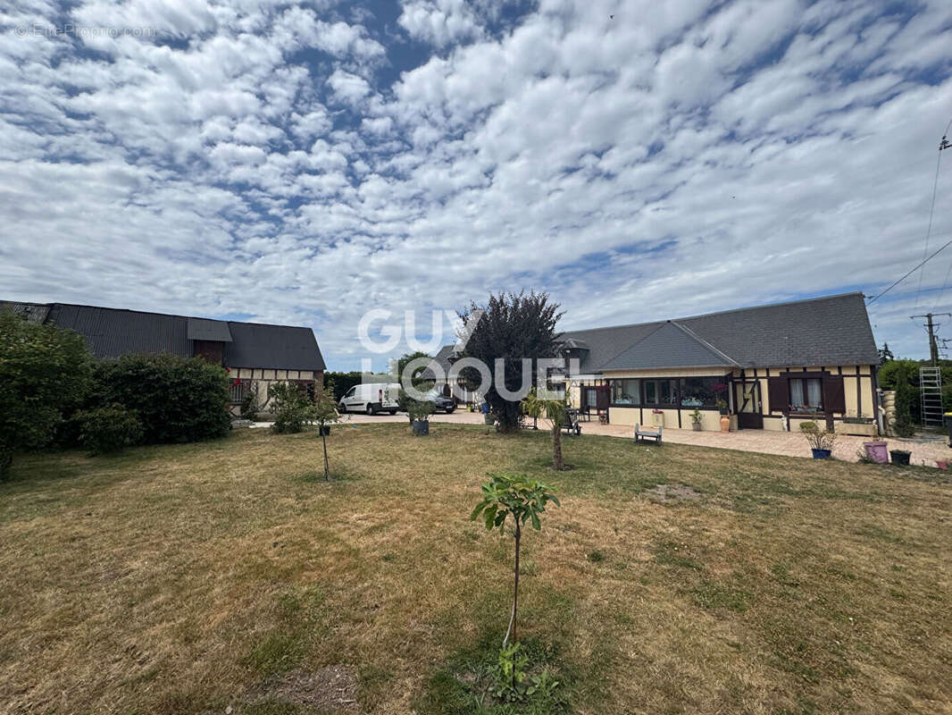Maison à BRETEUIL
