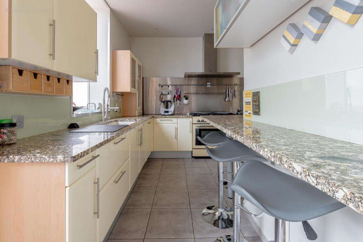 Maison à MONTEREAU-FAULT-YONNE