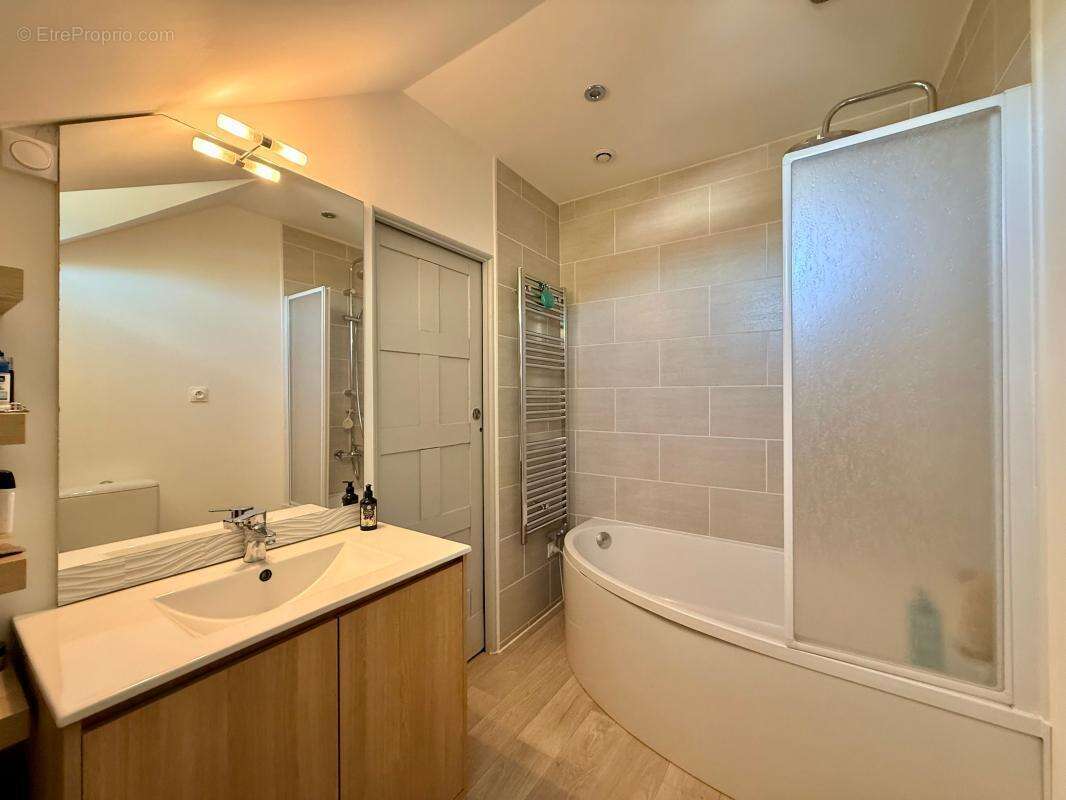 Appartement À Vendre - photo 7