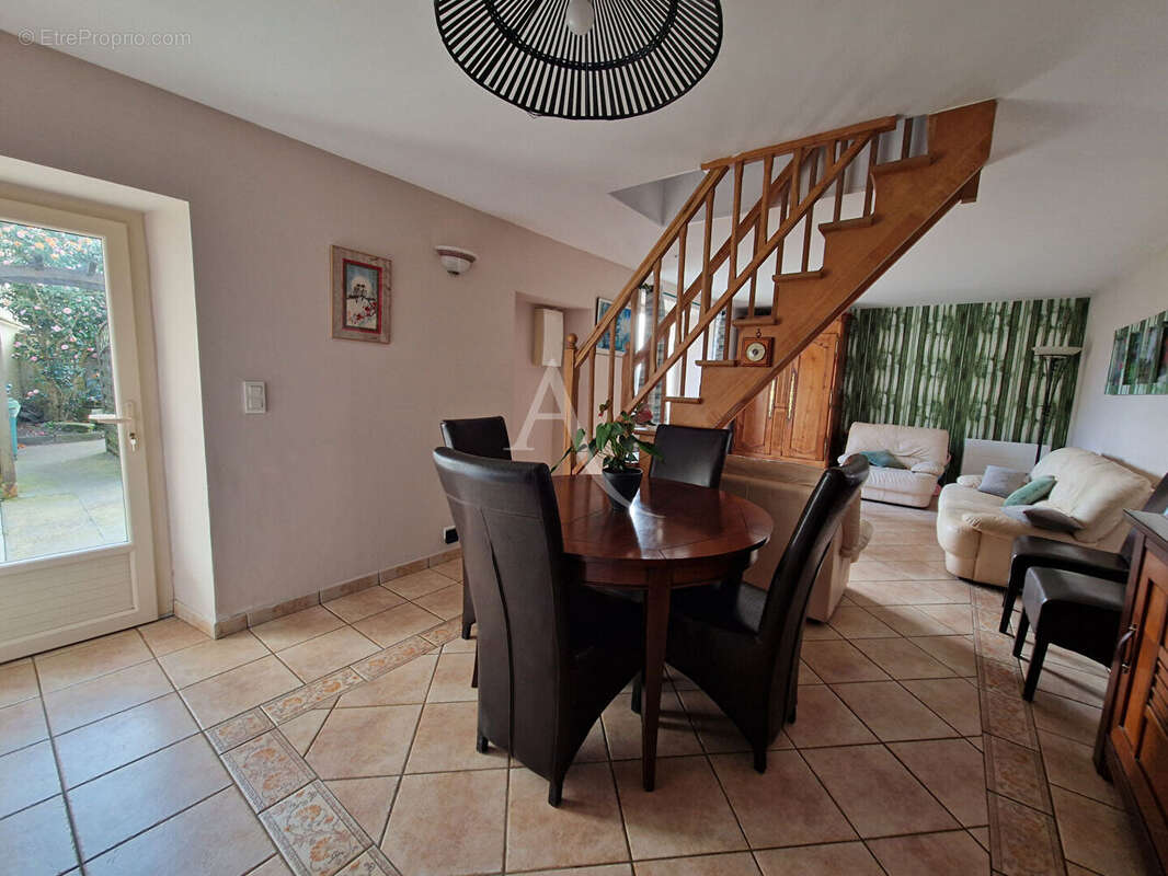 Maison à ROCHESERVIERE