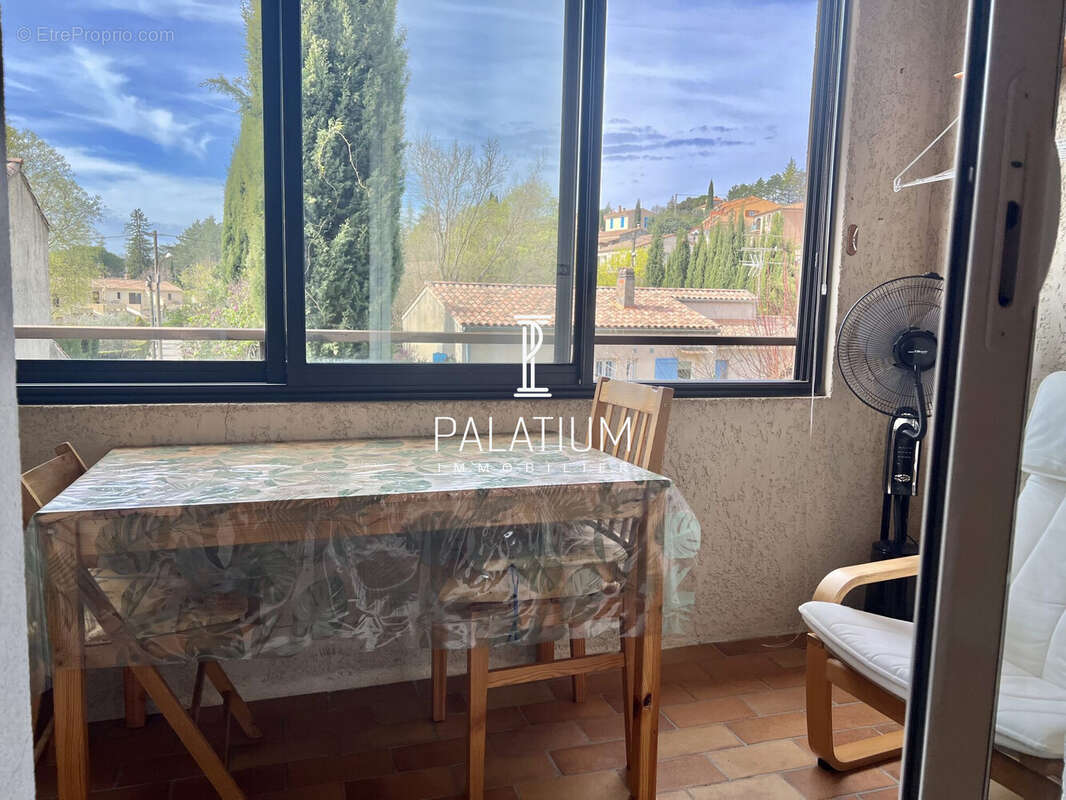 Appartement à GREOUX-LES-BAINS