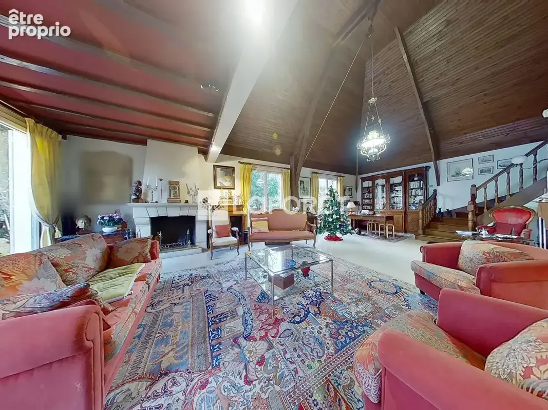 Maison Marly-le-Roi 10 pièces 233 m² - photo 2
