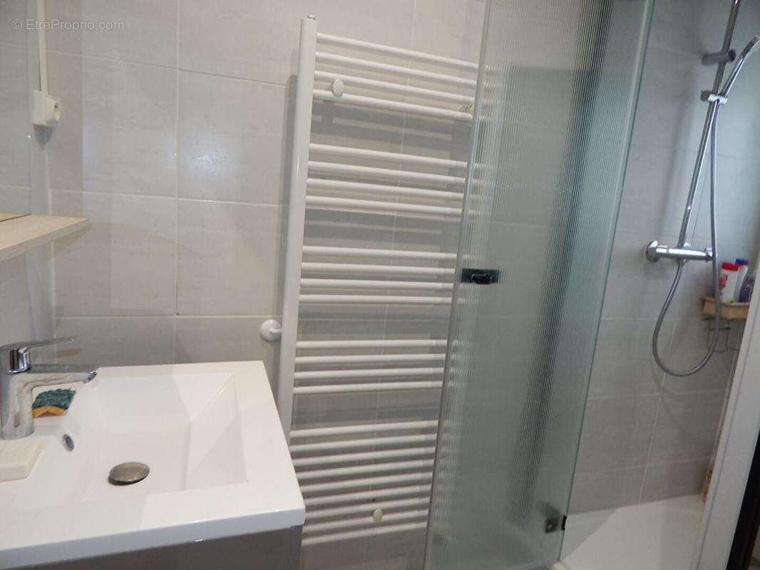 Maison à SAINT-JEAN-DE-LA-RUELLE