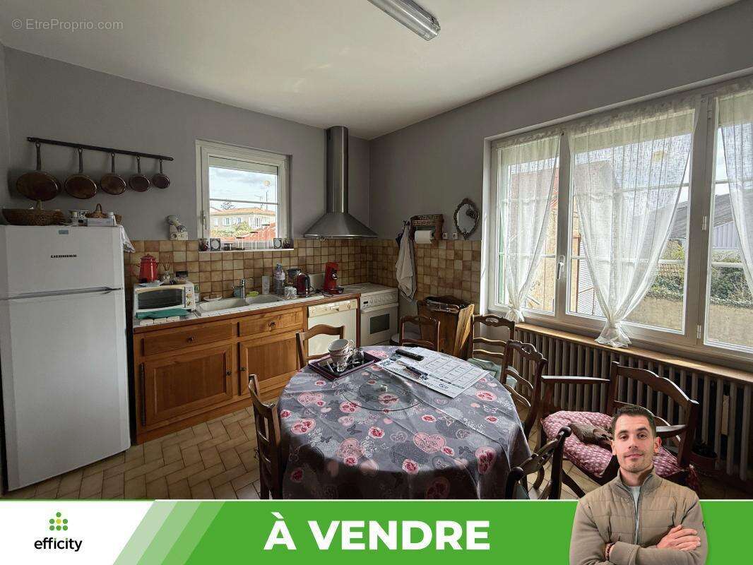 Maison à CIVRAY