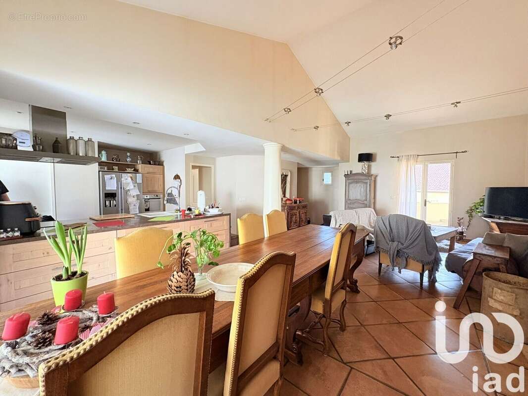 Photo 6 - Maison à CHANTEMERLE-LES-BLES