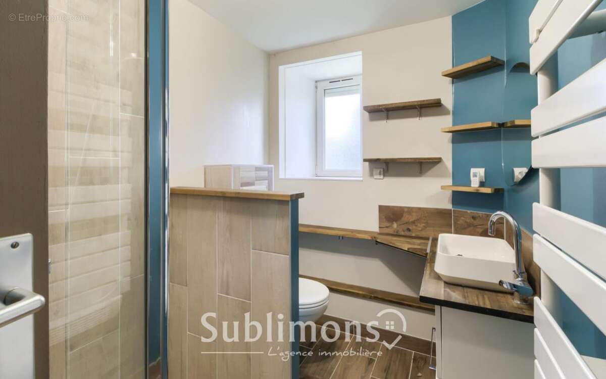 Maison à LA CHAPELLE-NEUVE