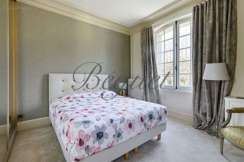 Maison à LOUVECIENNES