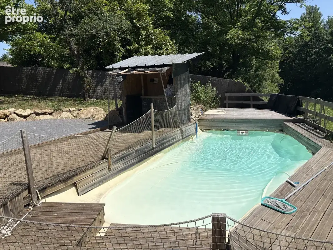 Maison avec dépendances et piscine - photo 3