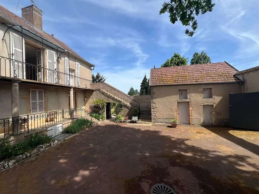 Maison à FIXIN