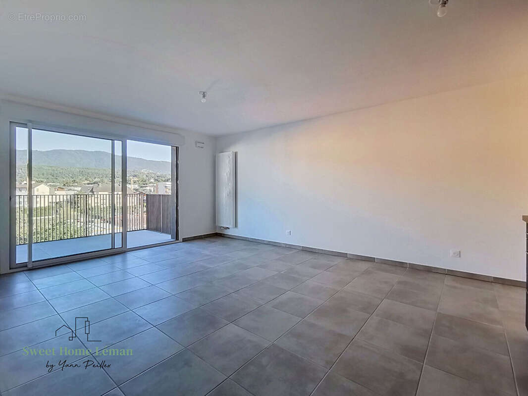 Appartement à THONON-LES-BAINS