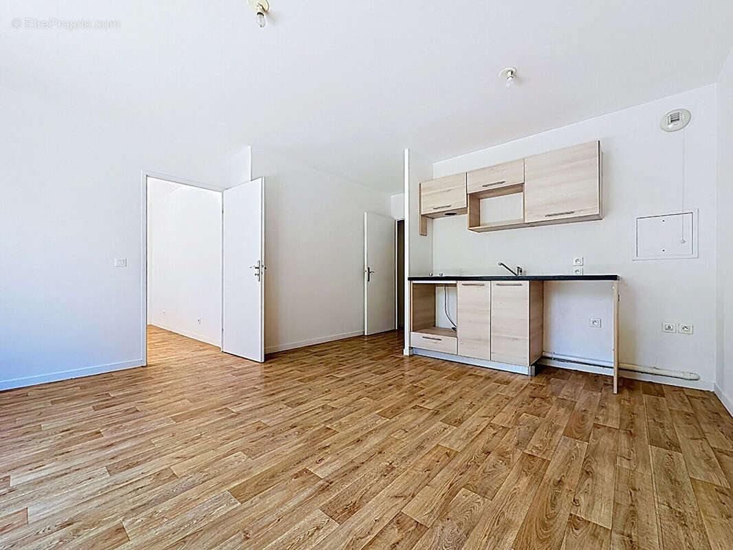 Appartement Meaux 2 pièce(s) 42 m2 - photo 3