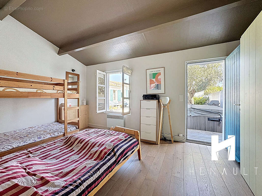 Maison à SAINT-CLEMENT-DES-BALEINES