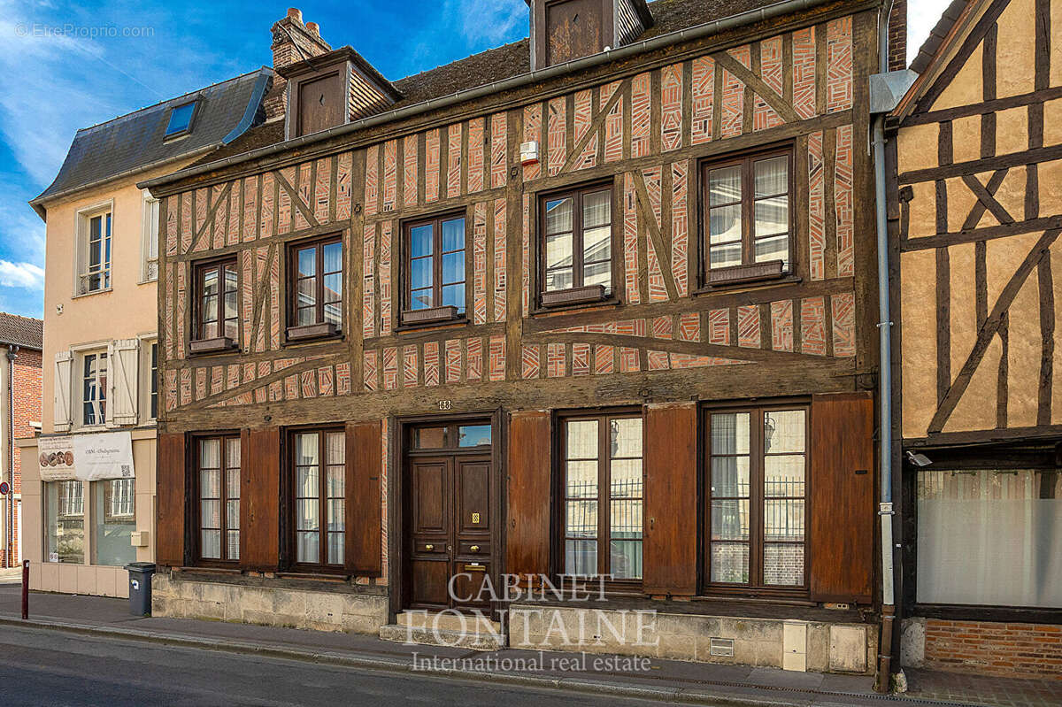 Maison à BEAUVAIS