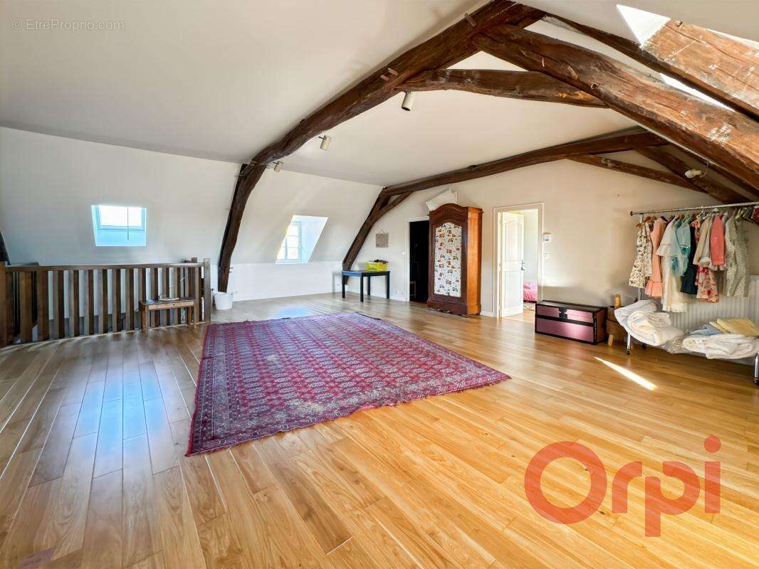 Maison à SAINT-AMAND-MONTROND