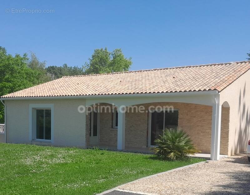 Maison à CHAMPNIERS