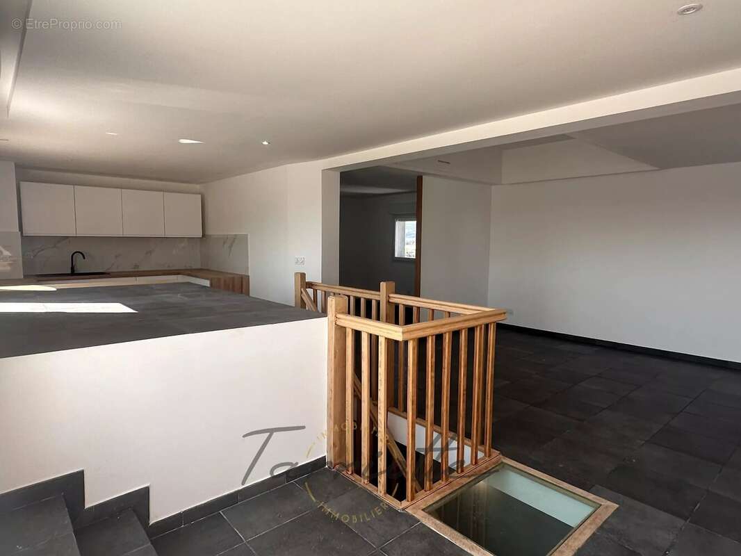 Appartement à MONTELIMAR