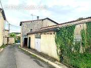 Maison à SAINT-AMANT-DE-BOIXE
