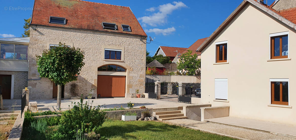 Maison à ETALANTE