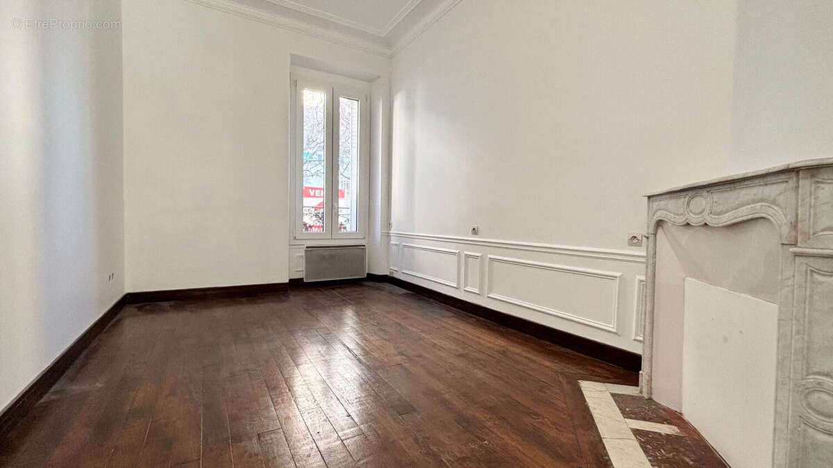 Appartement à CORBEIL-ESSONNES