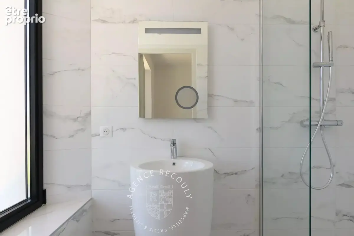 Bastide parfaitement renovee avec piscine - 13260 cassis - photo 13