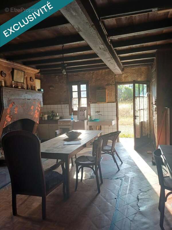Maison 72 m² à Saint-Quentin-De-Chalais  - photo 4
