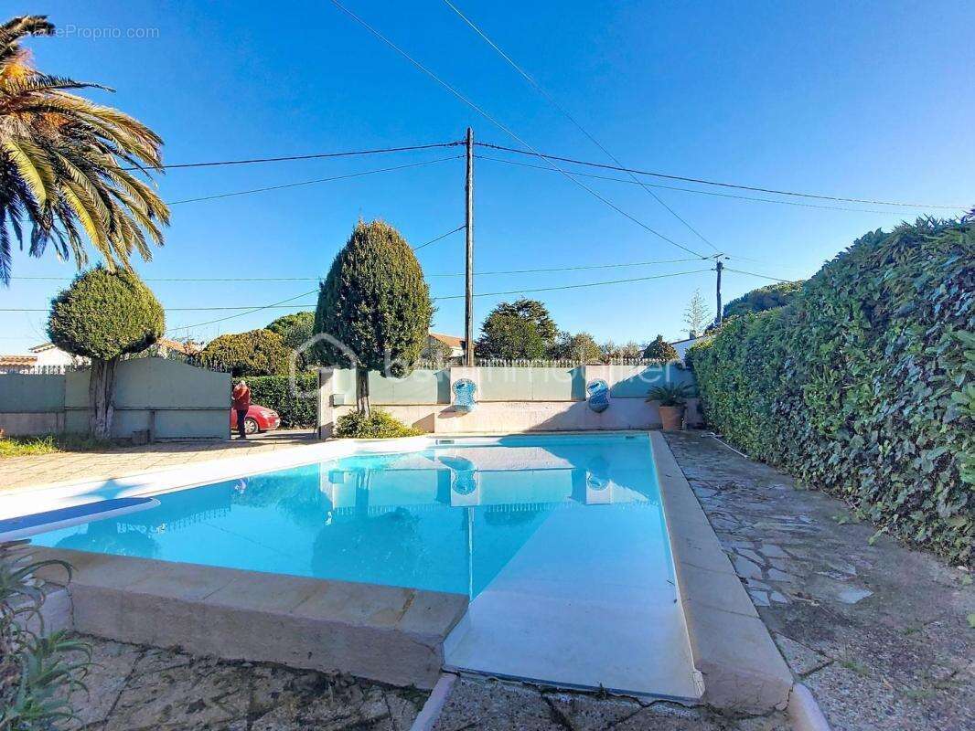 Maison à SIX-FOURS-LES-PLAGES