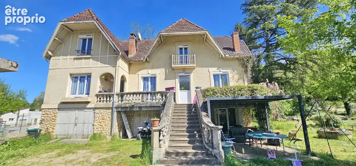 Maison à GROLEJAC