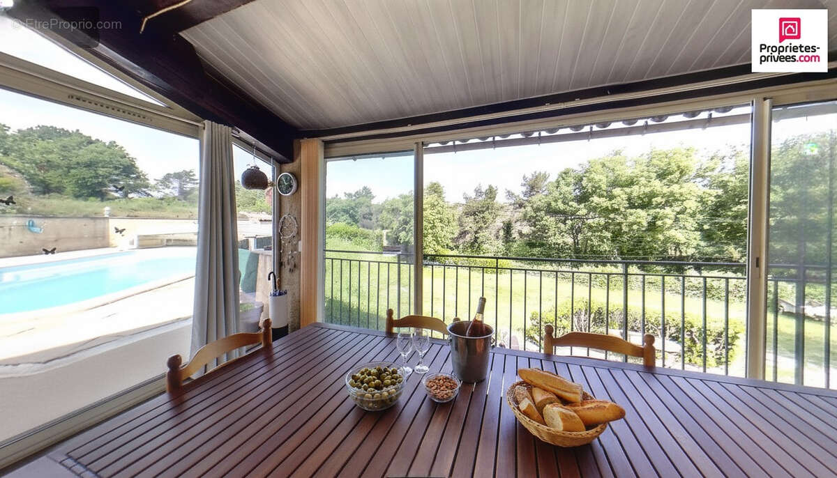 Maison à ESPARRON-DE-VERDON