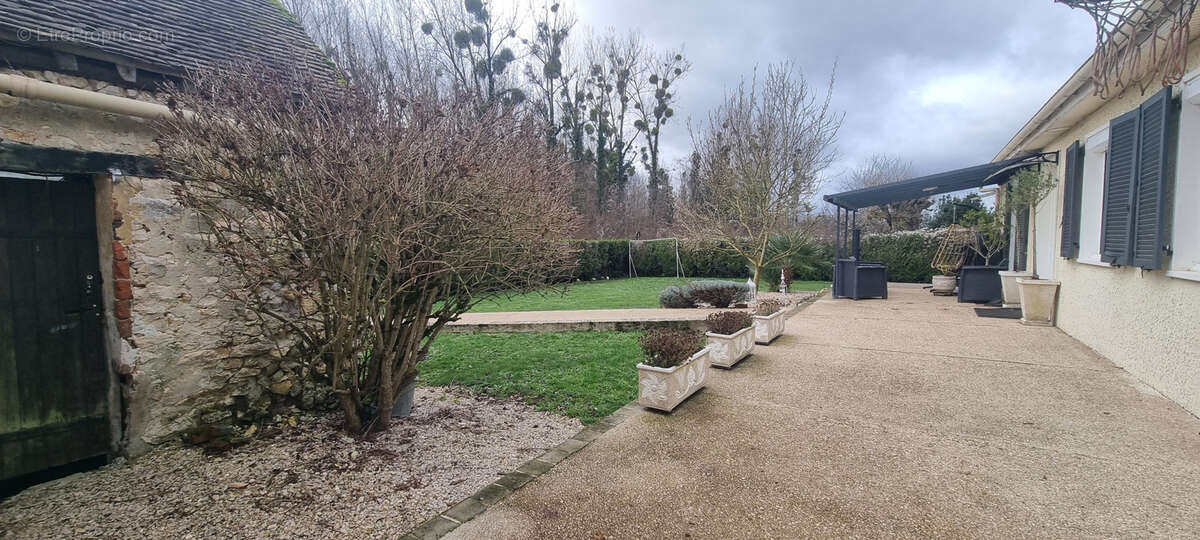 Maison à LONGUEVILLE