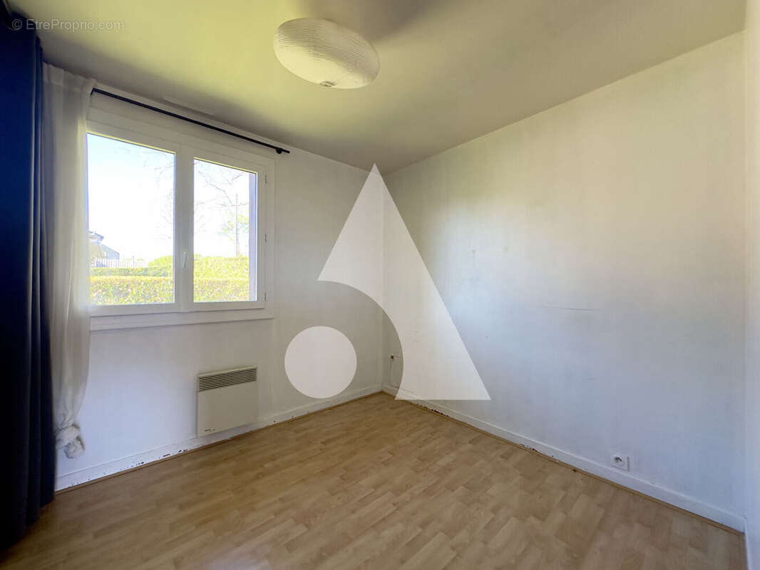 Maison à BAGNAC-SUR-CELE