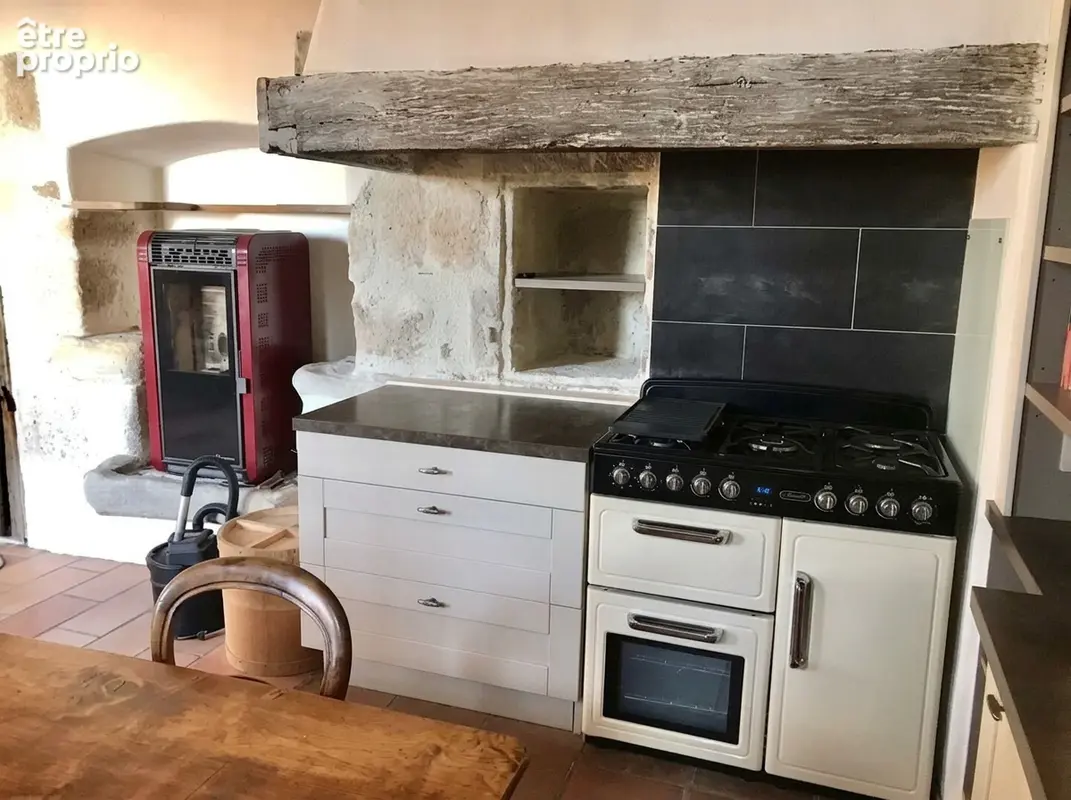 Maison atypique village Capdenac le Haut 74.98 m2 - photo 3