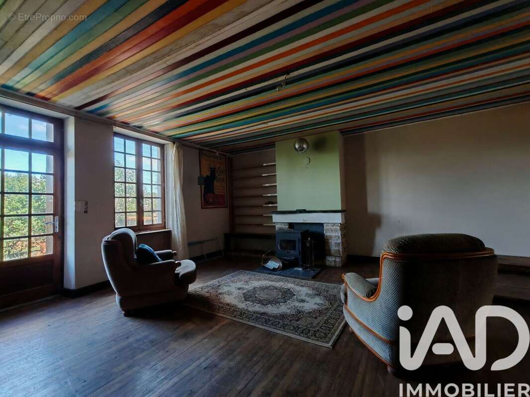 Maison 250 m² à Montjean  - photo 8
