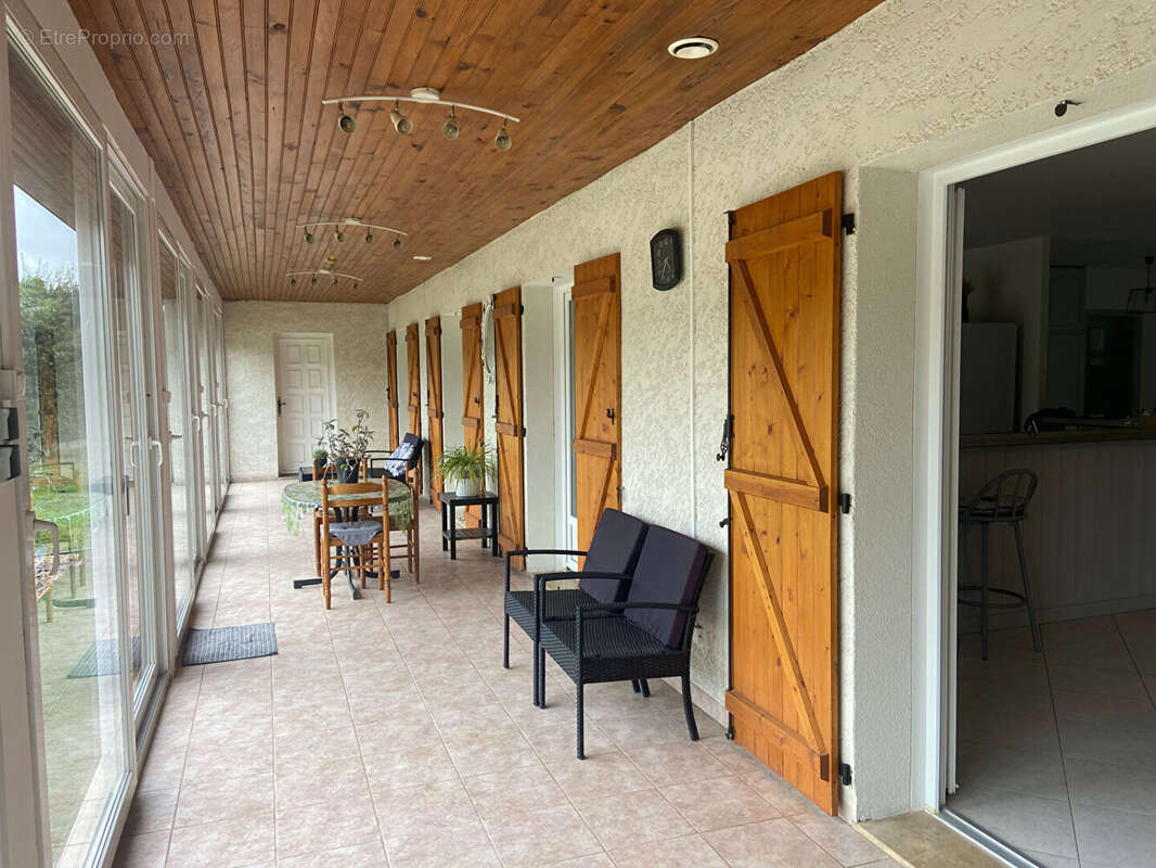 Maison à PARIGNY-LES-VAUX