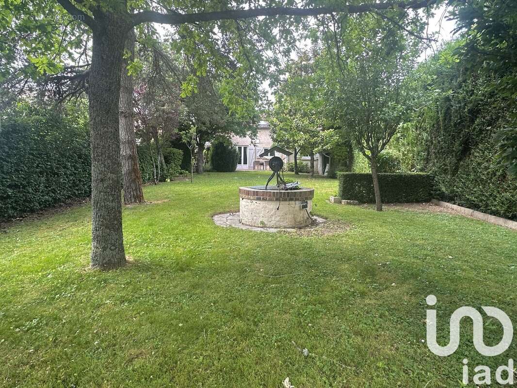 Photo 2 - Maison à SAINT-VALERIEN