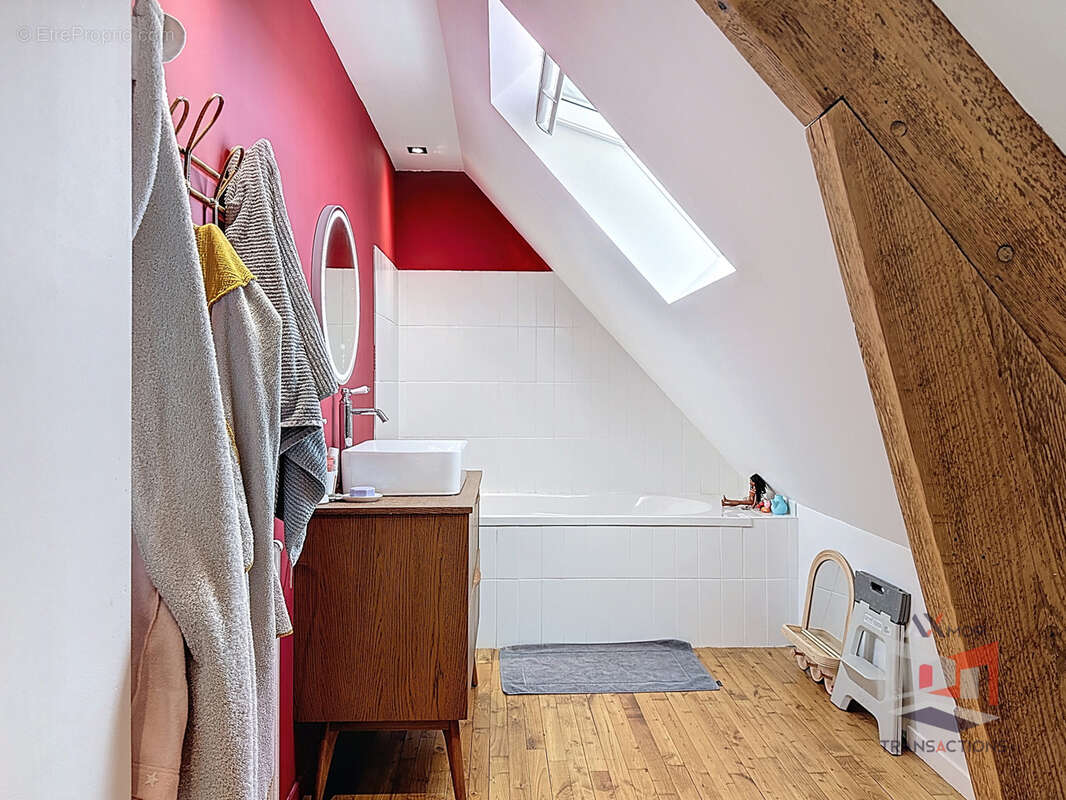 SAINT QUAY PERROS : Maison d'habitation proche commerce au grand calme. - photo 9