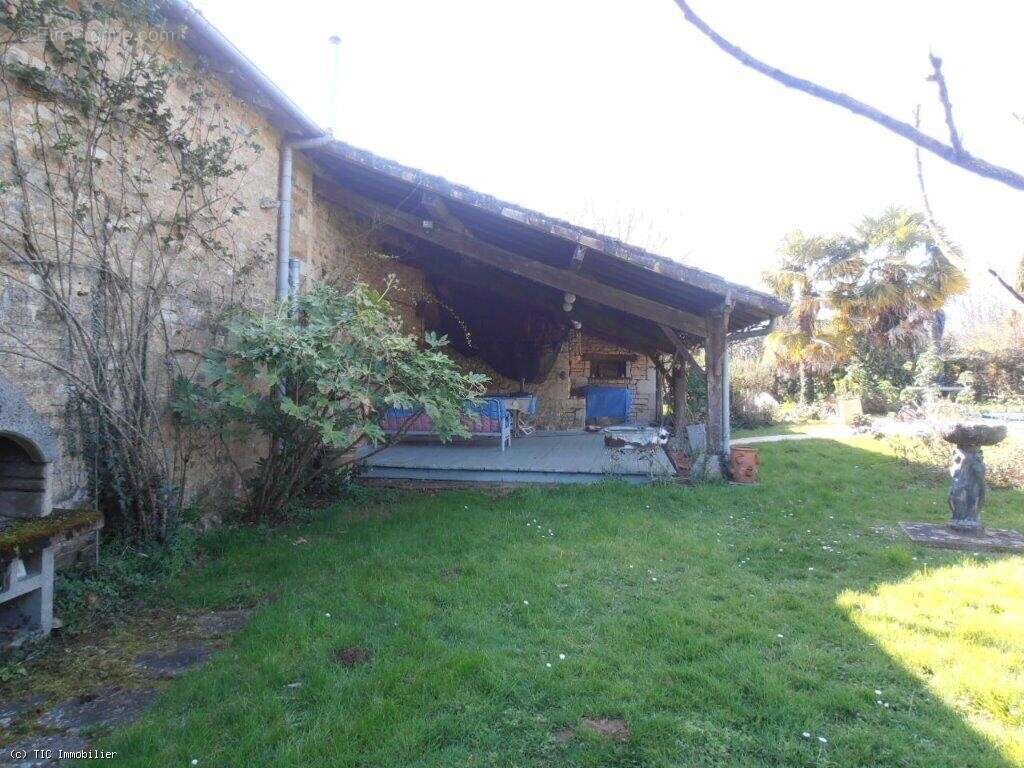 Maison à SAUZE-VAUSSAIS
