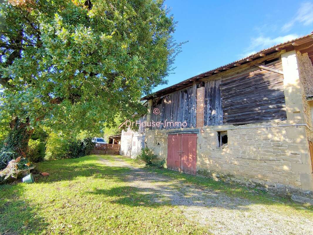 Maison à SAINT-BARDOUX