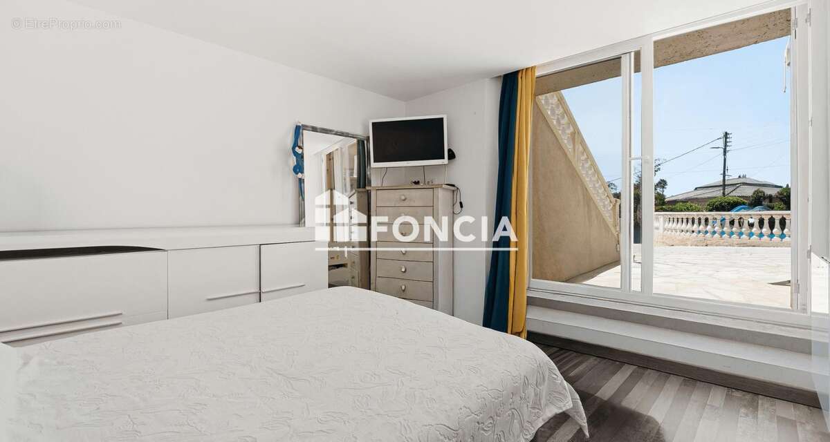 Nice St Pancrace - Villa 152 m² vue mer panoramique, 2 logements indépendants, piscine, DPE B - photo 26
