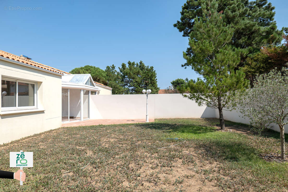 Maison à vendre à La Grière Plage   La Tranche-sur-Mer   3 chambres, jardin sans vis-à-vis, à 500 m de la plag - photo 8