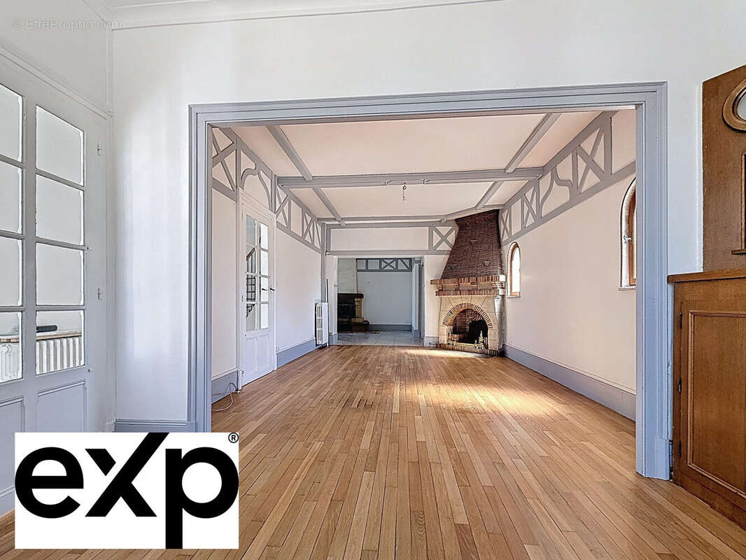 Maison à PACY-SUR-EURE