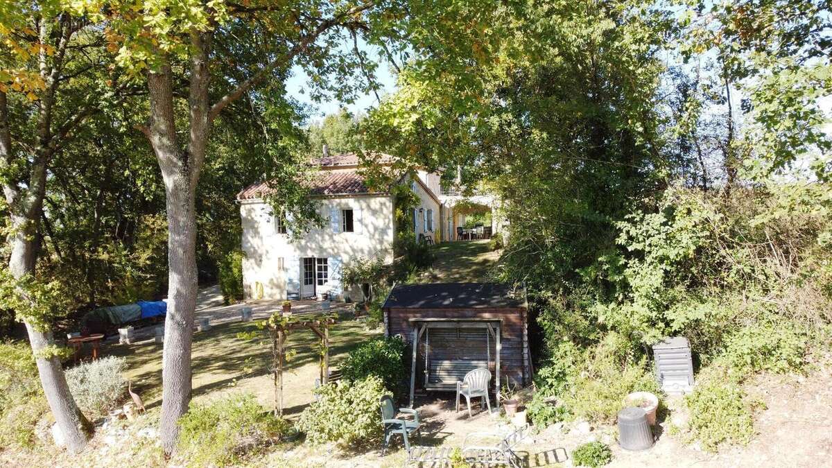 djiexport1760708038806 - Maison à SAINT-PUY