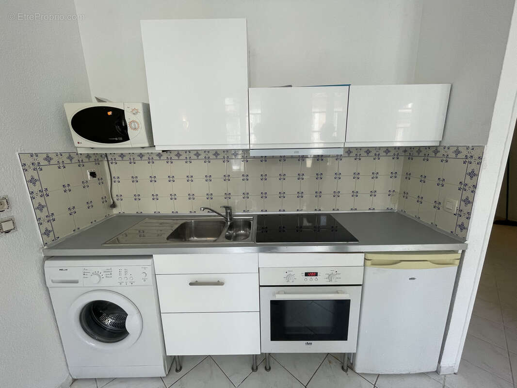 Appartement à MARSEILLE-1E