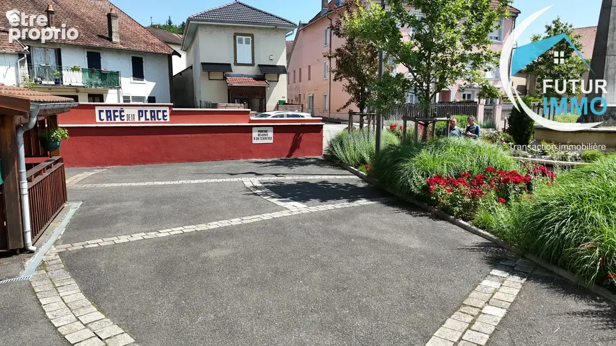 Ensemble immobilier Maison + 2 appartements + 1 Café - photo 12