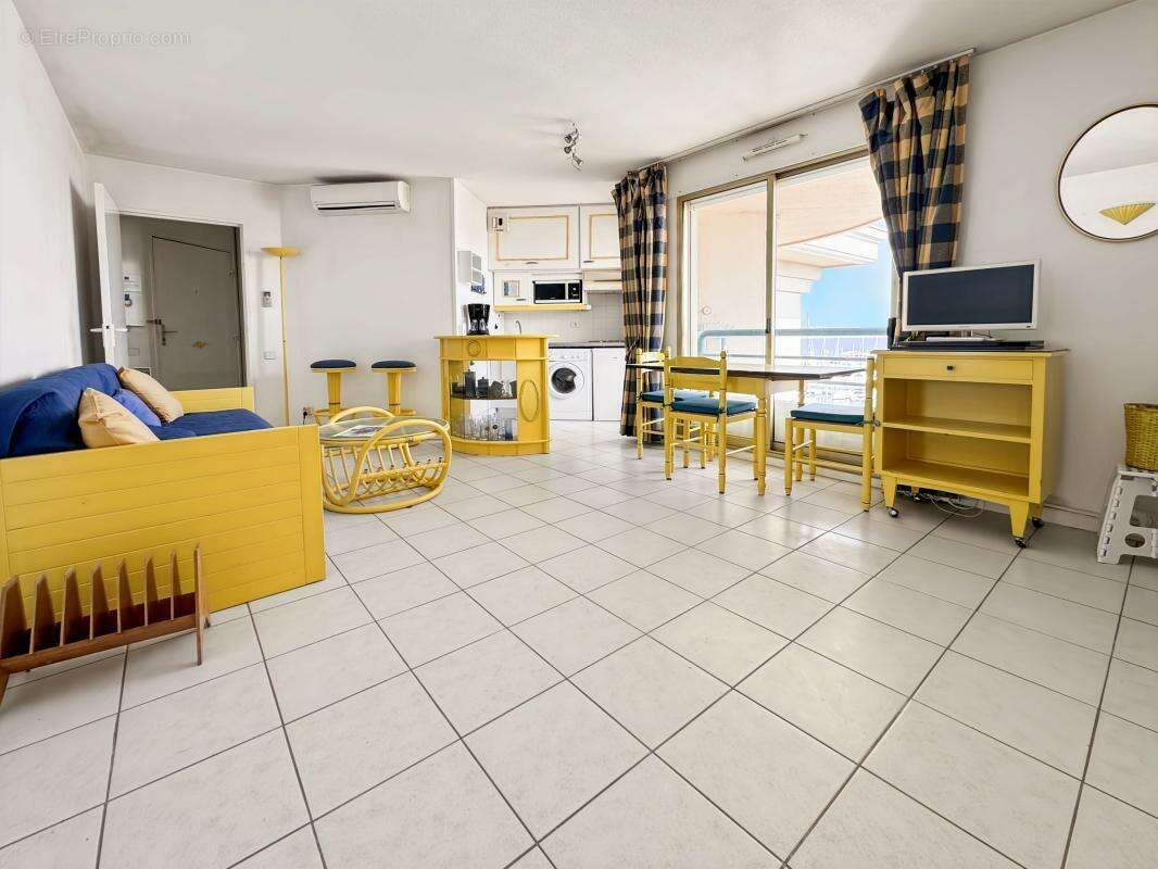 Appartement à FREJUS