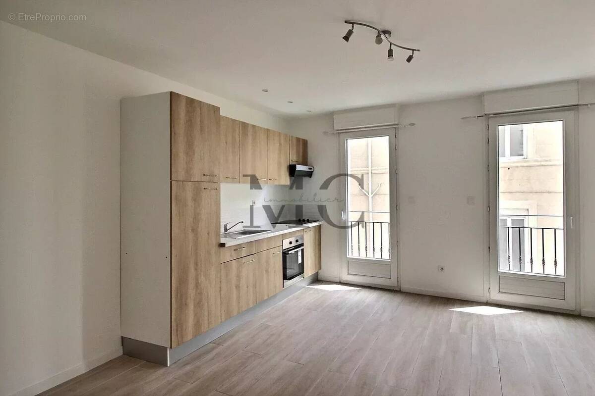 Appartement à MARSEILLE-10E