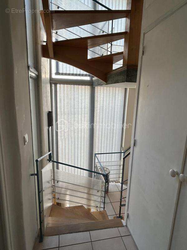 Maison à BAGNOLS-SUR-CEZE